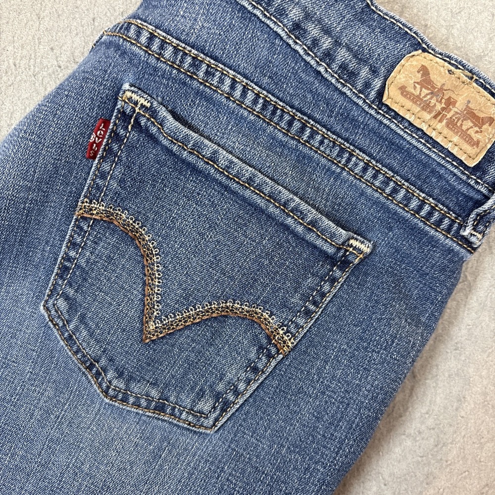 Levi's 515 Boot Cut Jeans Women's 10M Mid Rise Stretch Medium Wash Denim 2010's